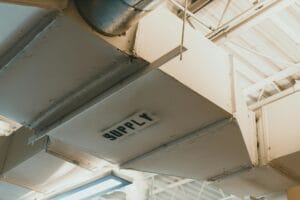 Czyszczenie wentylacji w biurze — Fastclean